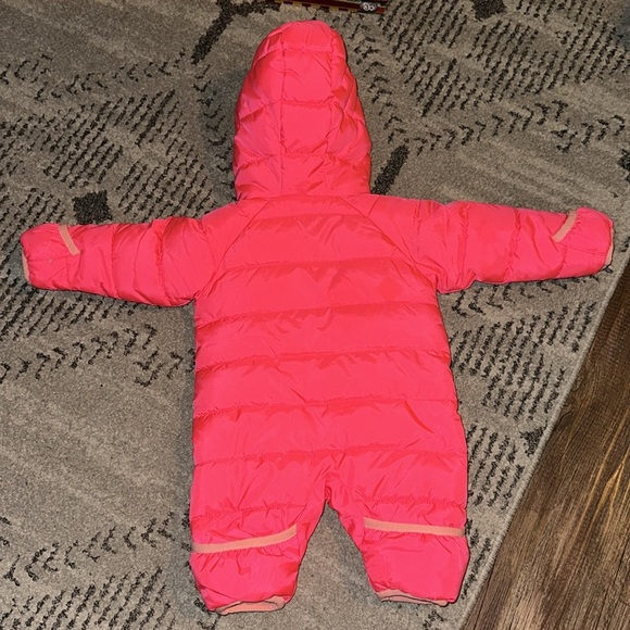 Nike Baby Snowsuit size Newborn Pink and Black EUC - Picture 5 of 5